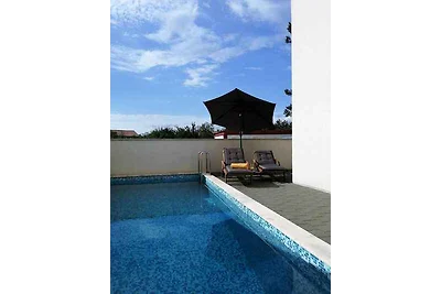 Ferienwohnung mit Klimaanlage und Aussenpool