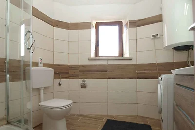 Ferienhaus mit Swimmingpool und Klimanlage