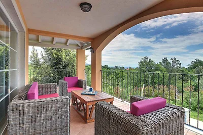 Villa mit Klimaanlage und Pool