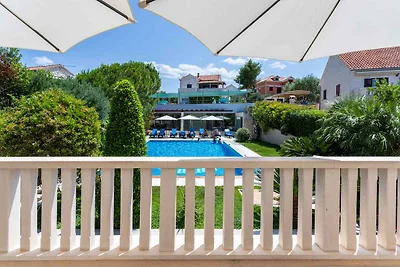 Ferienwohnung mit Blick auf den Pool