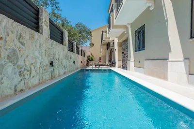 Komfortables Apartment Vanja auf der Insel Pa