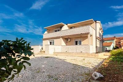 Ferienwohnung mit Terrasse und Klimaanlage