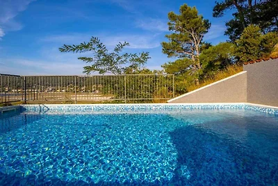 Ferienwohnung mit Klimaanlage und Pool