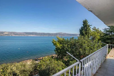 Ferienwohnung mit Balkon und Meerblick