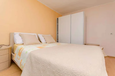 Ferienwohnung mit Klimaanlage und Pool