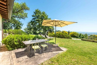 Ferienwohnung mit Terrasse, Klimaanlage und