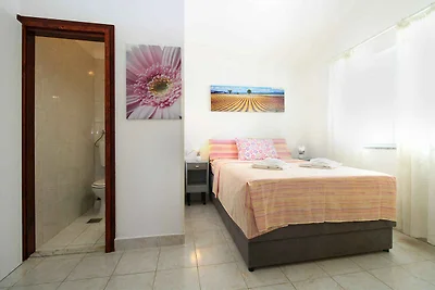 Ferienwohnung mit Klimaanlage und Terrasse