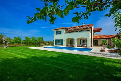 Villa Luxuriöse Villa ALMA