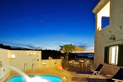Ferienhaus mit Klimaanlage und Pool