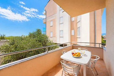 Ferienwohnung mit Klimaanlage und Balkon