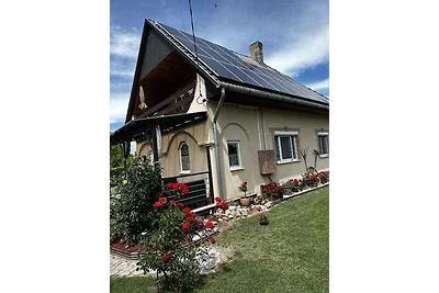 Ferienhaus mit Pool und Klimaanlage