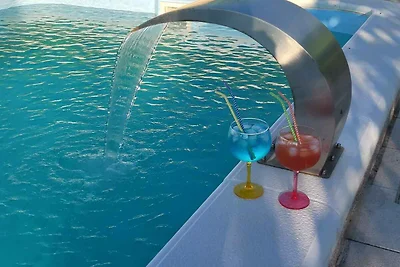 Ferienhaus mit Klimaanlage und Pool