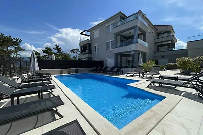 Luxuriöse Apartments mit Meerblick, Pool und 