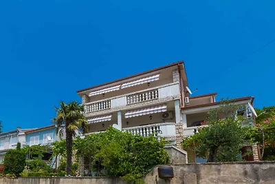 Appartamento Vacanza con famiglia Jadranovo