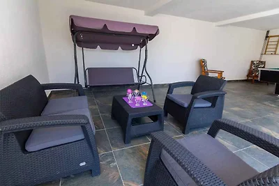 Ferienwohnung mit Swimmingpool und Whirlpool 