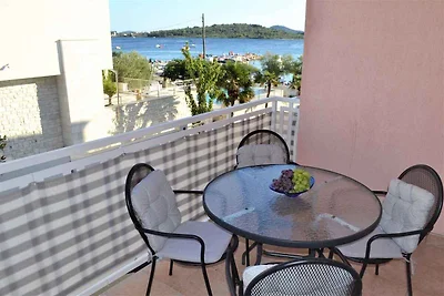 Ferienwohnung mit Balkon und Klimaanlage