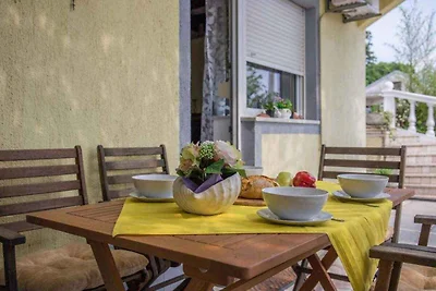 Ferienwohnung mit Terrasse und Klimaanlage