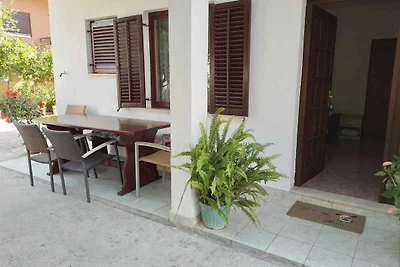 Ferienwohnung mit Klimaanlage und Terrasse