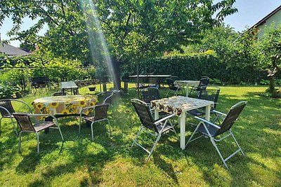 Ferienwohnung mit Garten, Grillmöglichkeit un