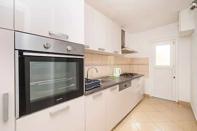 Ferienwohnung Sara in Rogoznica mit Gartenbli