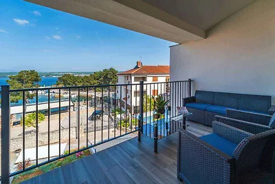 Ferienwohnung mit Balkon und Meerblick