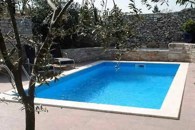 Schönes Apartment mit Terrasse für 5 Personen