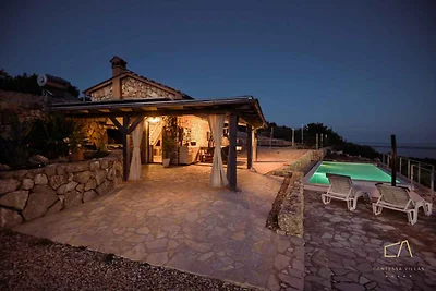FerienHaus mit Pool und Meerblick auf Krk