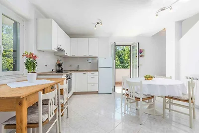 Ferienhaus mit Klimaanlage und Grill