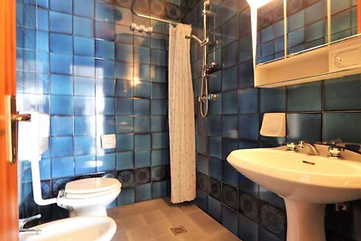 Ferienwohnung mit Klimaanlage und Balkon mit