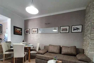 Ferienwohnung mit Balkon und TV