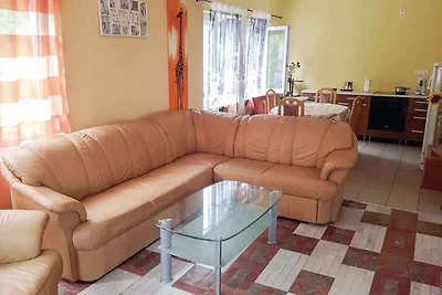 Ferienhaus mit WLAN und schöner Terrasse