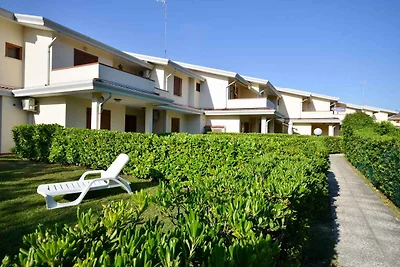 Ferienwohnung mit Balkon und Pool