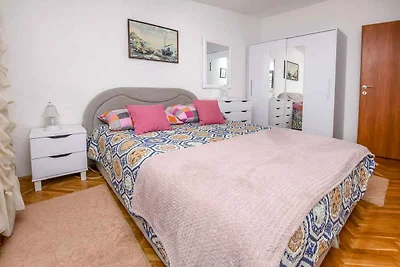 Ferienwohnung mit Klimaanlage und Grill