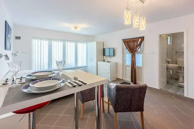 Studio mit Klimaanlage