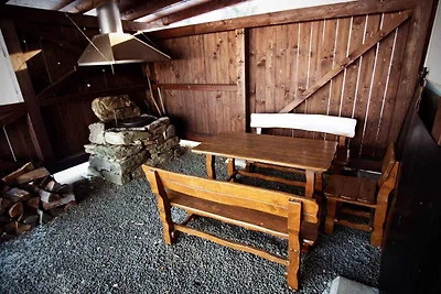 Ferienhaus mit Aussenpool und Pergola