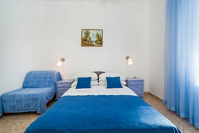 Ferienhaus mit Pool und Meerblick