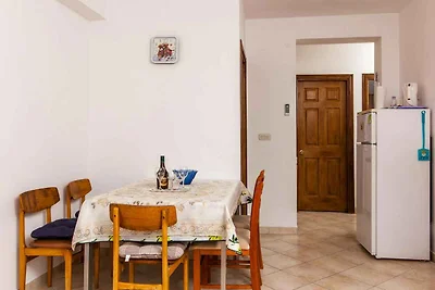 Ferienwohnung mit Terrasse und Meerblick