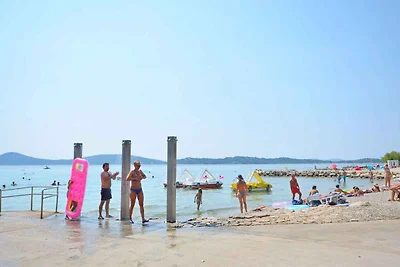 Ferienwohnung mit Balkon und Meerblick