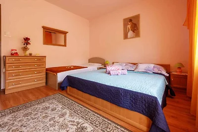 Ferienwohnung mit Balkon und Klimaanlage