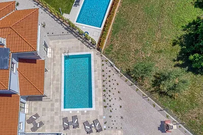 Vakantiehuis Ontspannende vakantie Vabriga