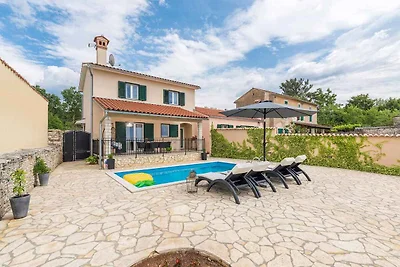 Villa mit Pool