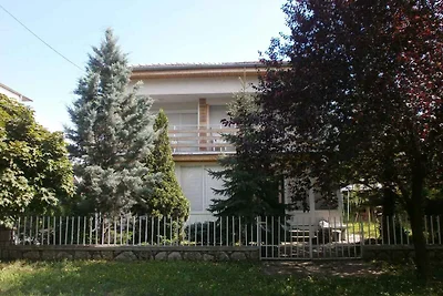 Ferienwohnung mit 4 Bäder, nur 100 m vom