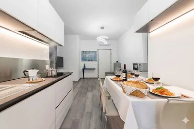 Ferienwohnung mit Klimaanlage und Balkon