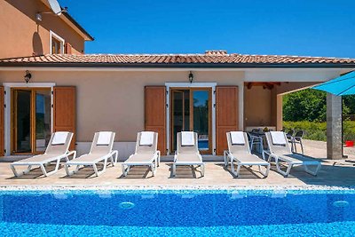 Ferienhaus mit Pool