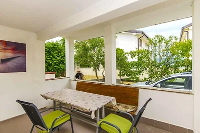 apartman za odmor Obiteljski odmor Nin