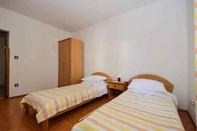 Ferienwohnung mit Terrasse und Klimaanlage