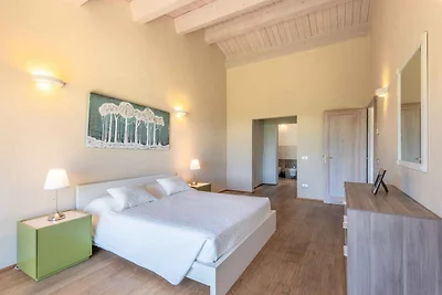 Ferienwohnung mit Terrasse, Klimaanlage und