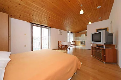 Ferienwohnung mit Klimaanlage und Terrasse