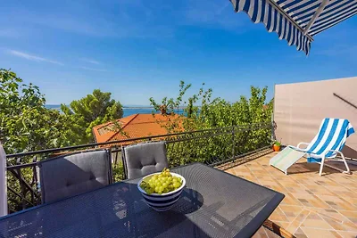 Ferienwohnung mit Terrasse, Balkon und Meerbl