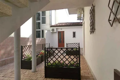 Ferienwohnung mit Klimaanlage und Balkon